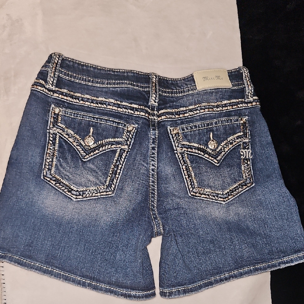 Miss Me Shorts Size 31